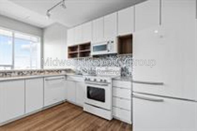 Building Photo - 4100 Lindell Blvd