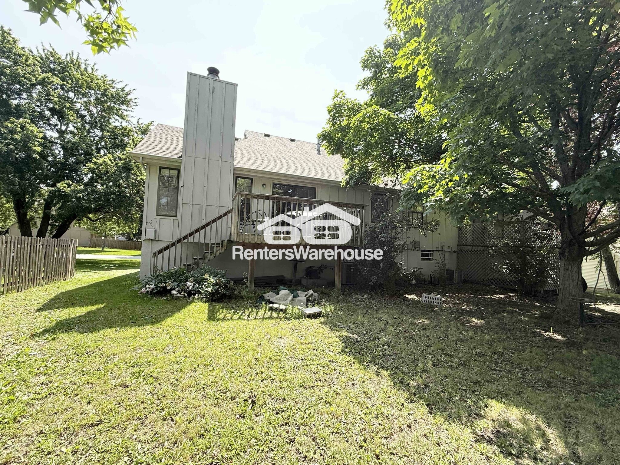 Building Photo - 612 SE Kristi Ln