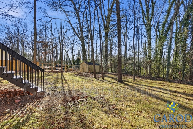 Building Photo - 2713 Daffodil Dr