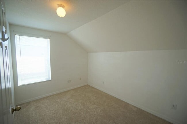 Building Photo - 24606 Victoria Wood Ct