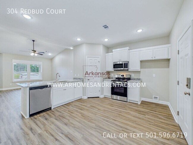 Building Photo - 304 Redbud Ct