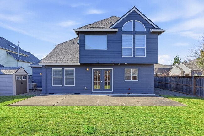 Building Photo - Bright & Modern Corner-Lot Living in Happy Valley