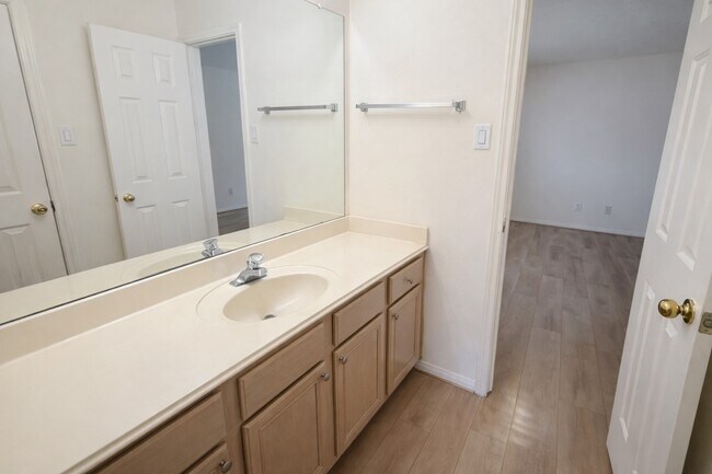 Building Photo - 13623 Eldridge Springs Way