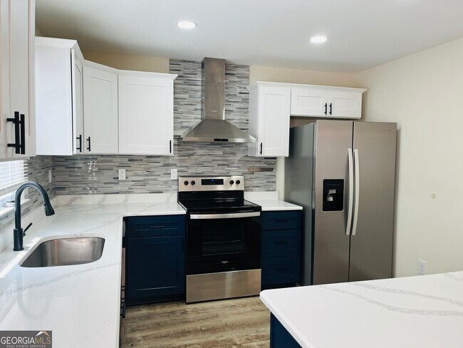 Building Photo - 28 Bowers Dr