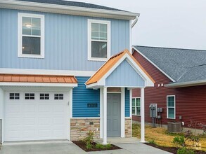 Building Photo - Westcott 8B- Townhome W/ Garage