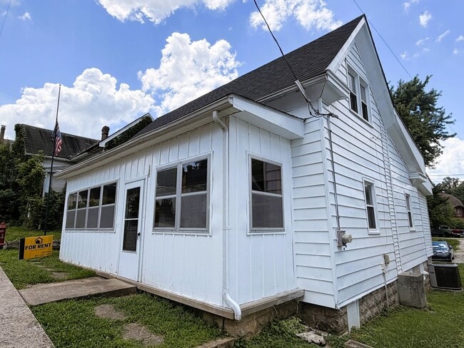 Building Photo - **Adventure and small-town charm await in the heart of Milltown!**