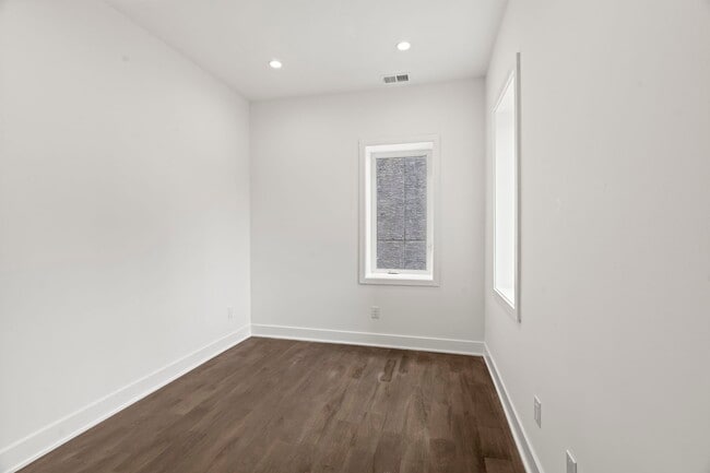 Building Photo - 1244 S 20th St