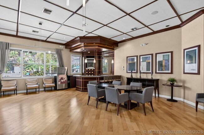 Building Photo - 5800 W Sample Rd