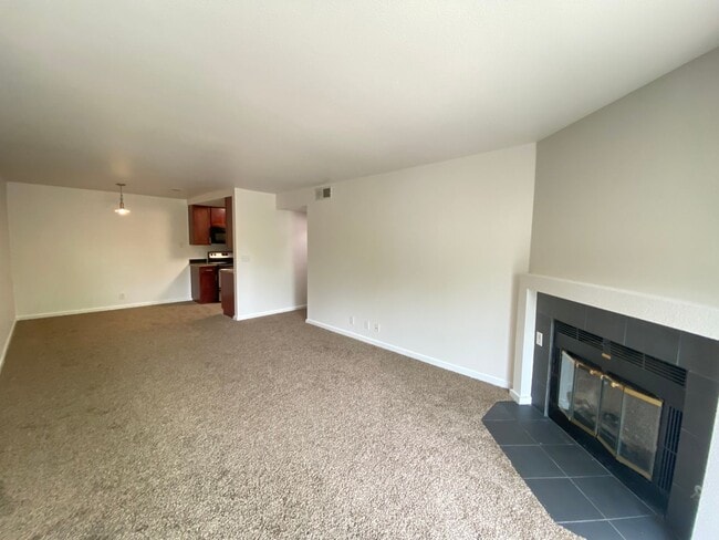 Building Photo - Beautiful Two Bedroom Two Bathroom Condo W/ Balcony & In Unit Laundry!