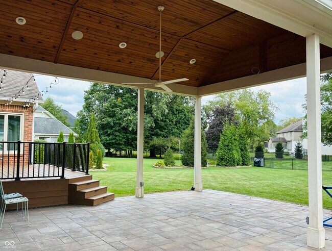 Building Photo - 10892 Diamond Dr