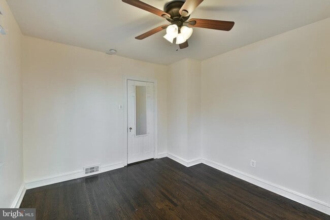 Building Photo - 8106 Cadwalader Ave