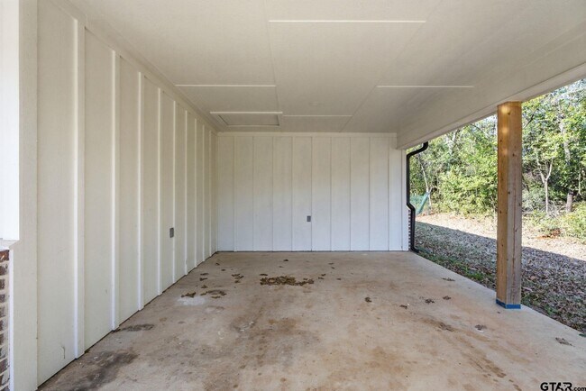 Building Photo - 336 Timberline Dr