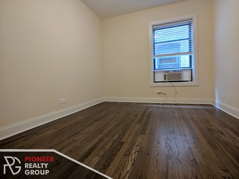 Building Photo - 2648 N Spaulding Ave