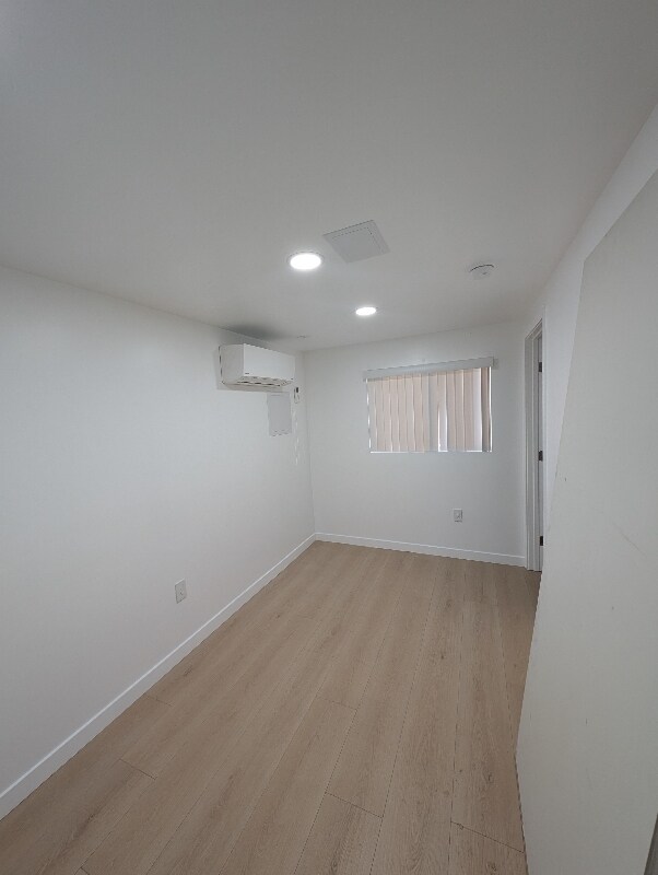 Building Photo - 4404 Stern Ave