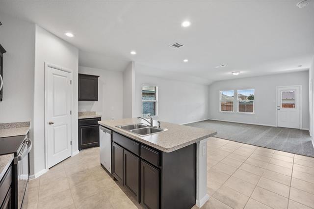 Building Photo - 925 Whisper Spgs Ct