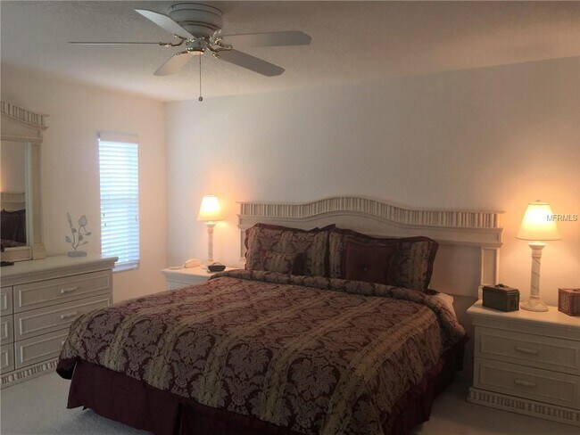 Building Photo - 5800 Sabal Trace Dr