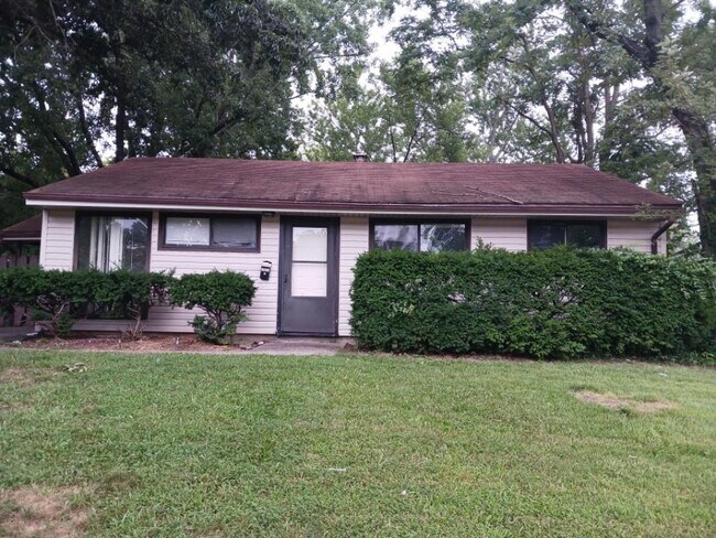 Primary Photo - 7832 Atherstone Dr