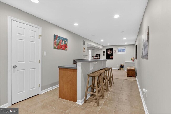 Building Photo - 11922 Holly Spring Dr