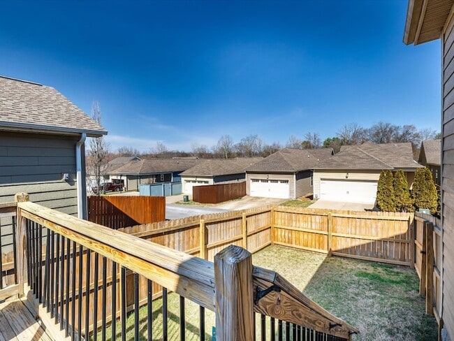 Building Photo - 2438 Arden Village Dr