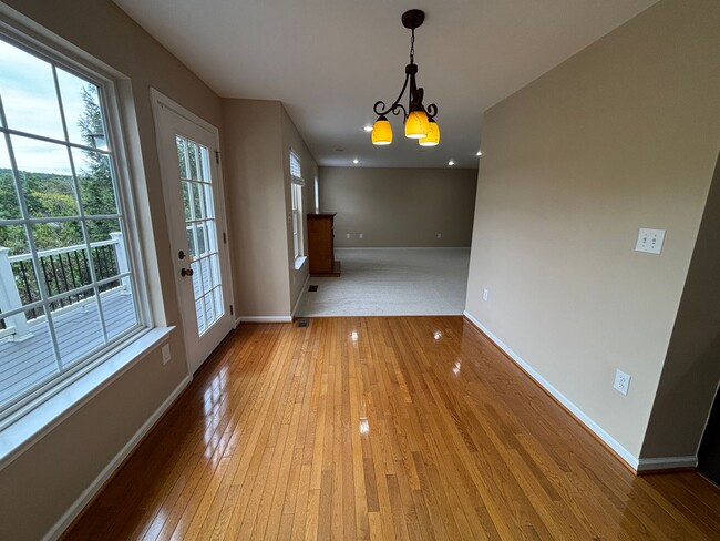 Building Photo - 4465 Olyvia Place