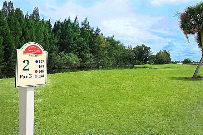 Building Photo - 16 Vista Palm Ln