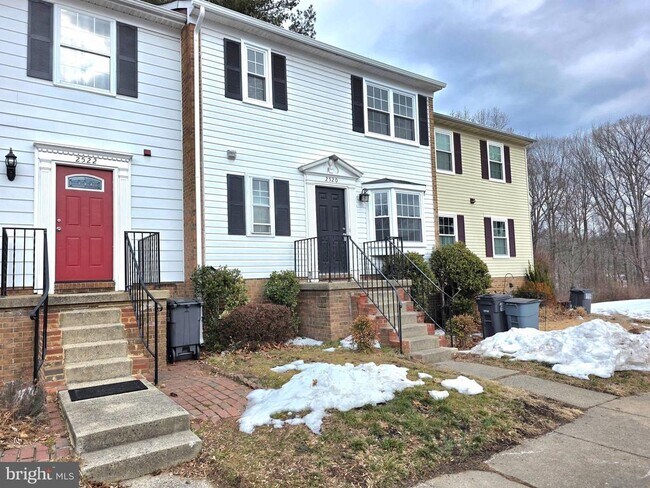 Building Photo - 2520 Doverhill Ct