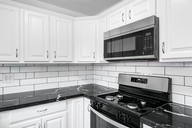 Building Photo - 7748 Wachtel Way