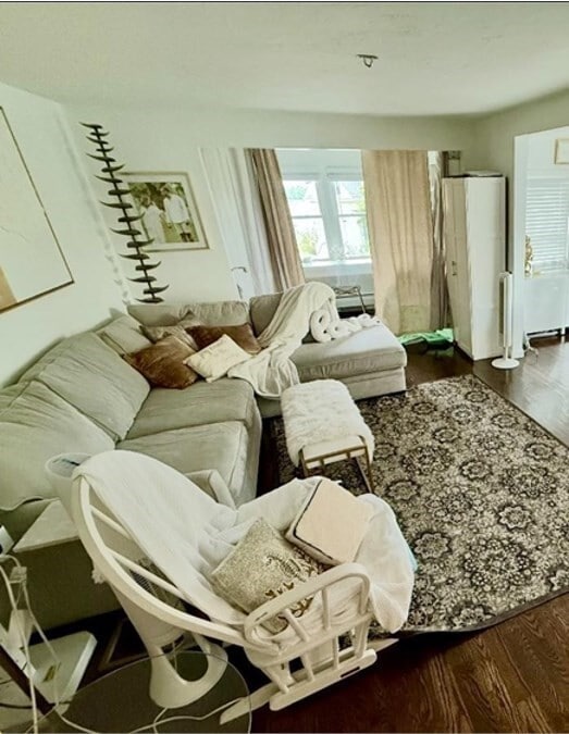 Building Photo - 106 Bay