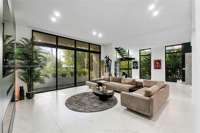 Building Photo - 4364 Alton Rd