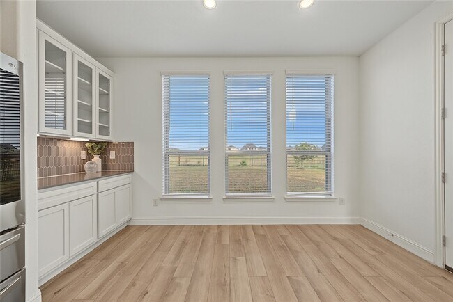 Building Photo - 4802 Albany Shores Ln