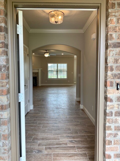 Building Photo - 5601 Sapphire Dr