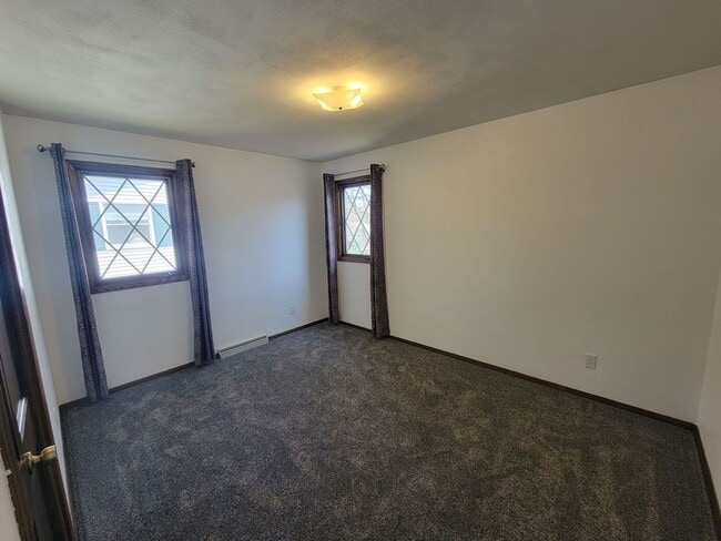 Building Photo - 11 S Sunny Slope Ct