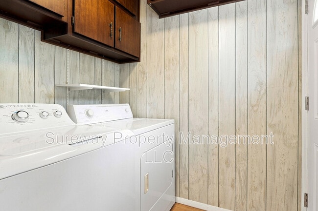 Building Photo - 17 Farragut Ct