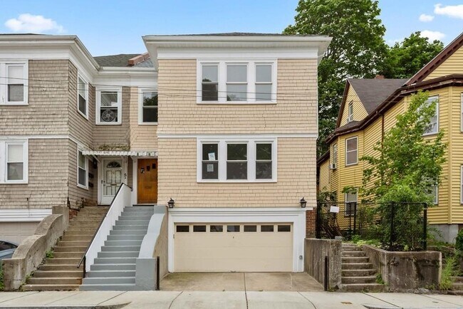 Building Photo - 5 Greenheys St