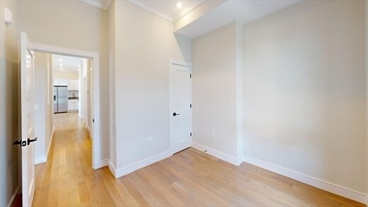 Building Photo - 16 Highgate St