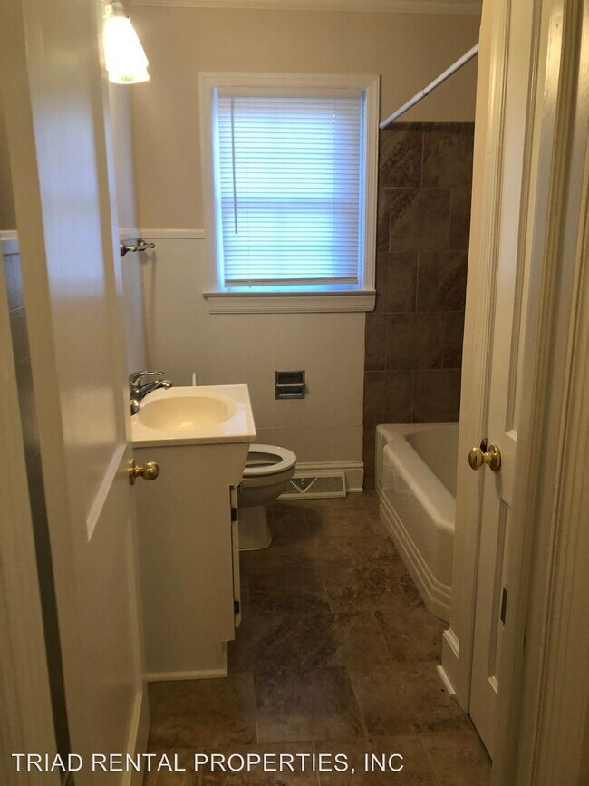Building Photo - 3 br, 2 bath House - 136 NORRIS STREET