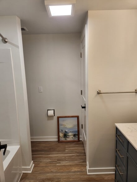 Building Photo - 3085 Summer Pl