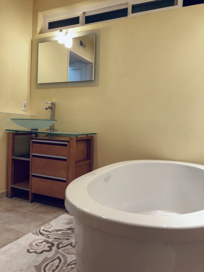 Master Bath/Sink - 11575 Missouri Ave