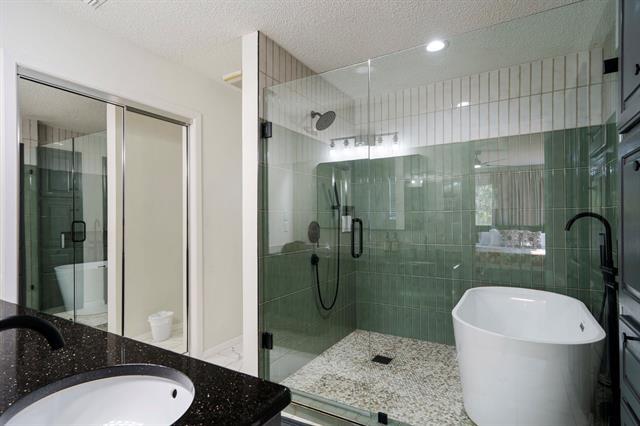 Building Photo - 3508 Grande Bulevar Blvd