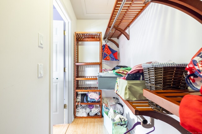 Building Photo - 49 Park Pl Cir