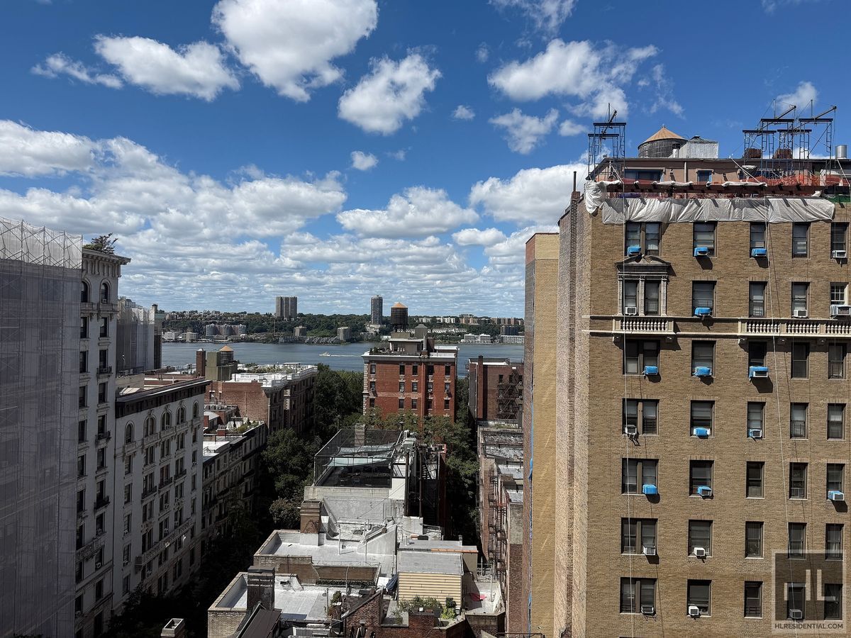 Building Photo - NO fee Sunny 1 bedroom 1 bathroom with was...
