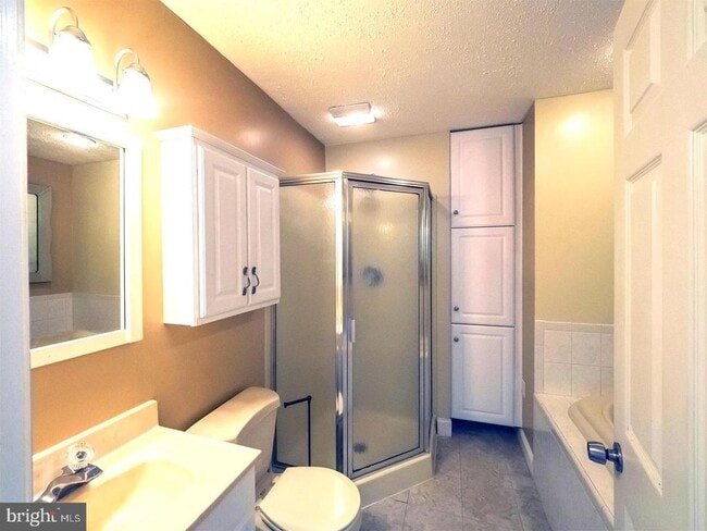 Building Photo - 7701 Croom Rd