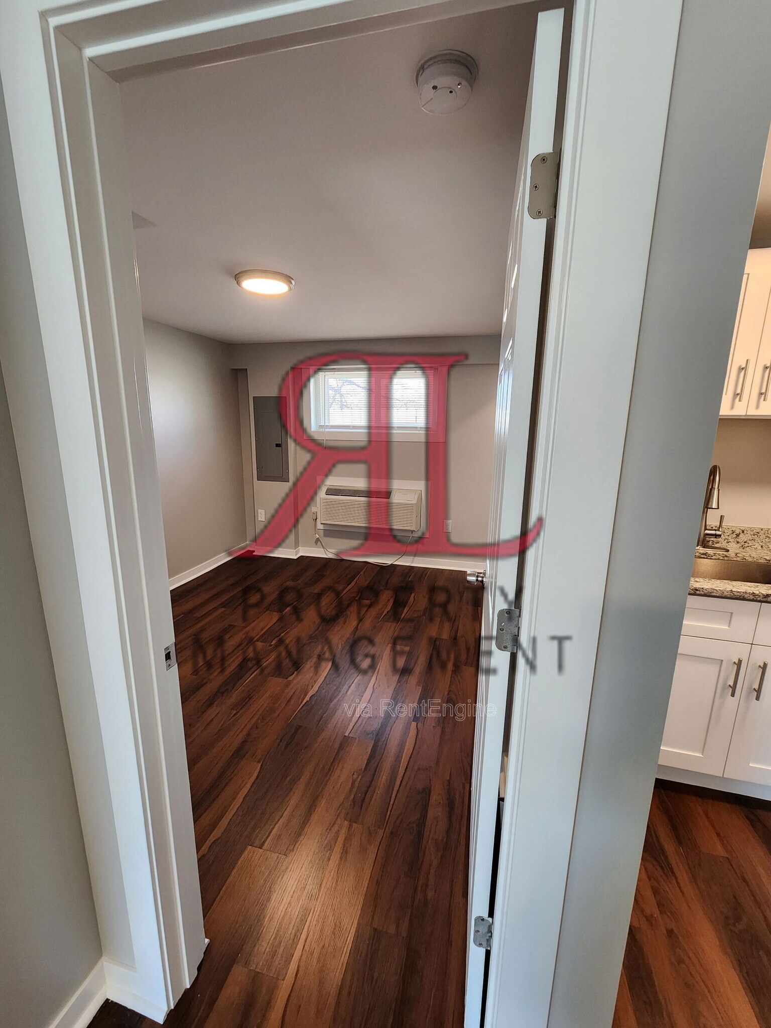 Building Photo - 75 W Moler St