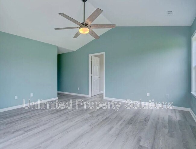 Building Photo - 7518 Whitney Dr