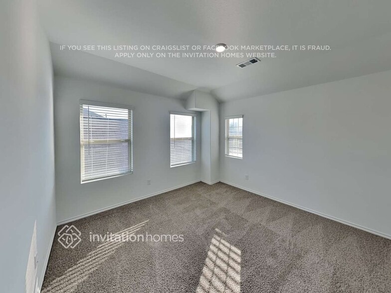 Building Photo - 18739 Faustina Way