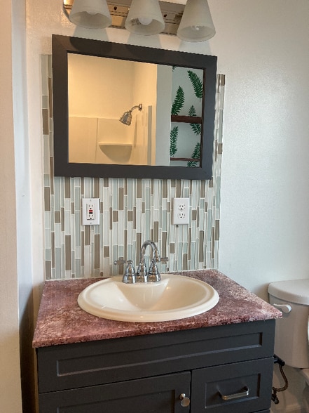 Building Photo - 1 Park Pl