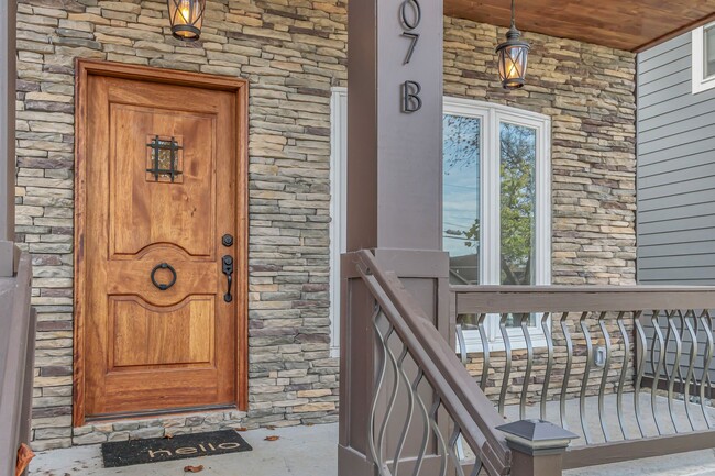 Building Photo - all new East/Cleveland Park Nashville 3 be...