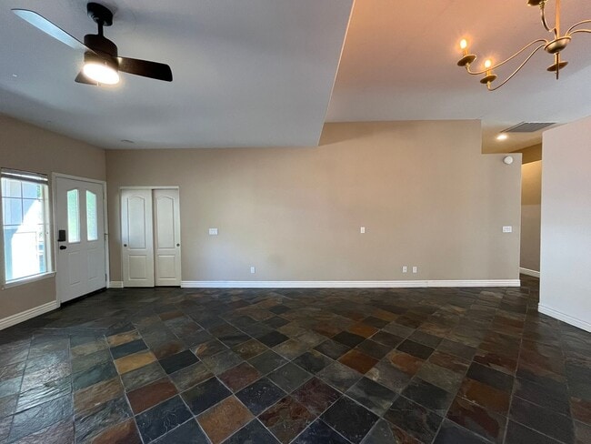 Building Photo - 1217 Echo Ct