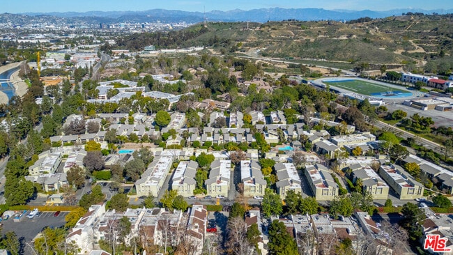 Building Photo - 4810 Hollow Corner Rd