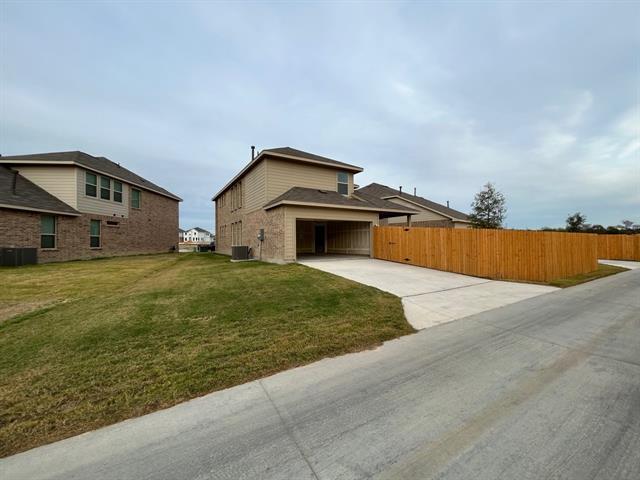 Building Photo - 2517 Maplehurst Dr